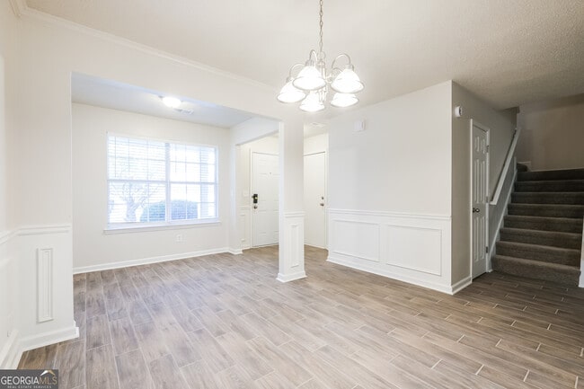 Building Photo - 305 Barshay Dr