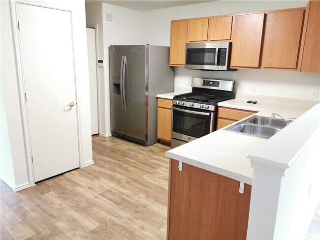 Foto del edificio - 12100 Briarcreek Loop