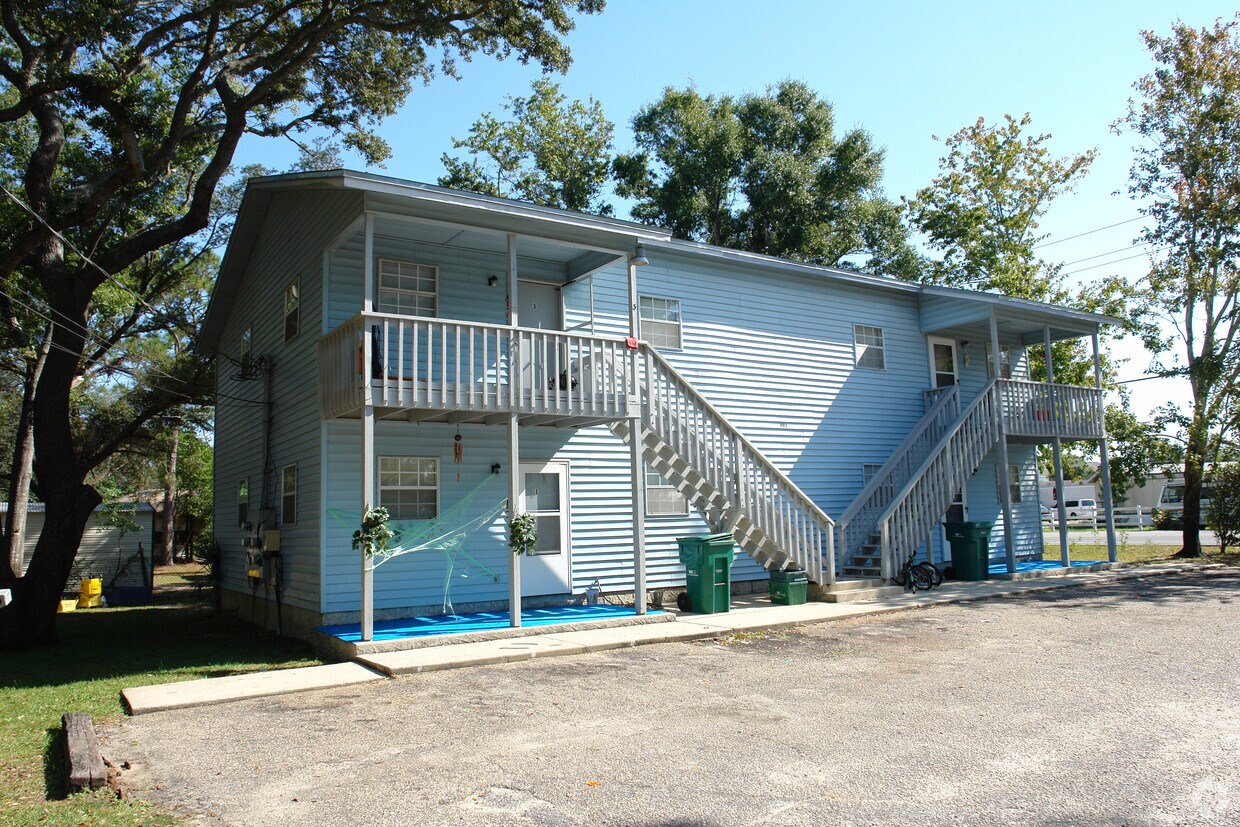 905 Canopy Ln, Fort Walton Beach, FL 32547 Apartments in Fort Walton