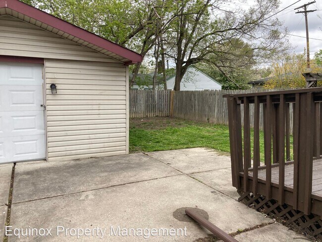Building Photo - 3 br, 1 bath House - 19381 Beaconsfield