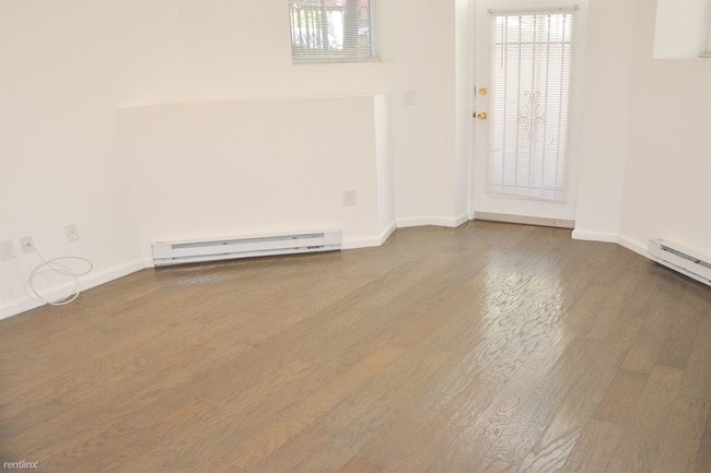 Building Photo - Studio, 1 bath  - 66 Queensberry St # 24A