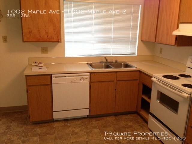 Building Photo - 1002 Maple Ave