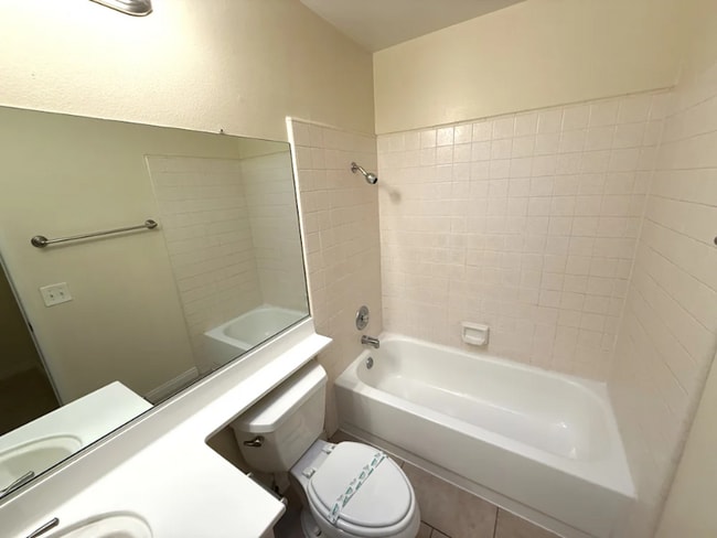Foto del edificio - 25906 Adolfo Ct