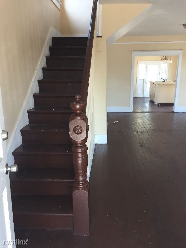 Building Photo - 3 br, 1.5 bath House - 21 S Peninsula Dr