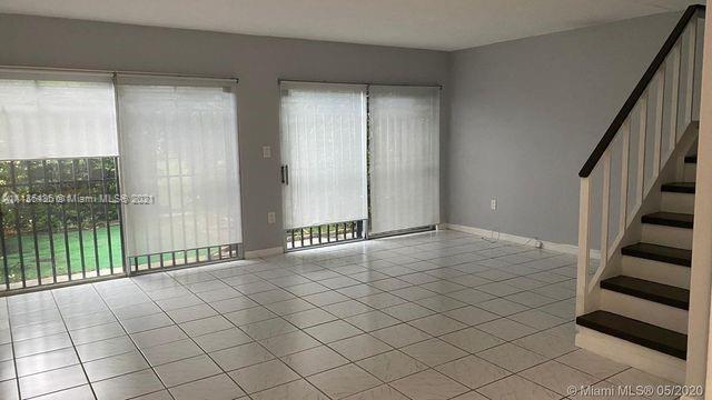 Foto del edificio - 8420 SW 103rd Ave