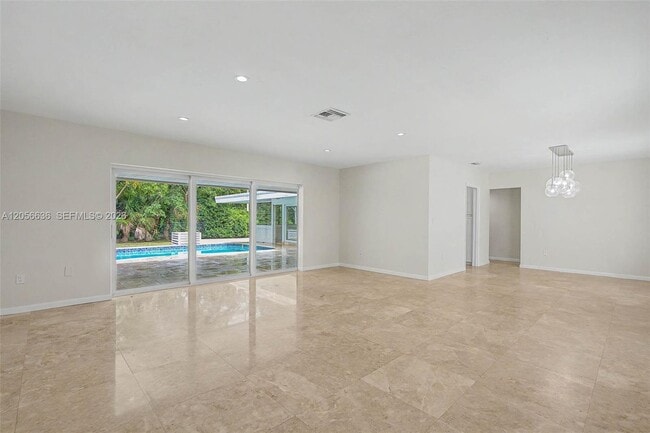 Building Photo - 15540 SW 82nd Ct
