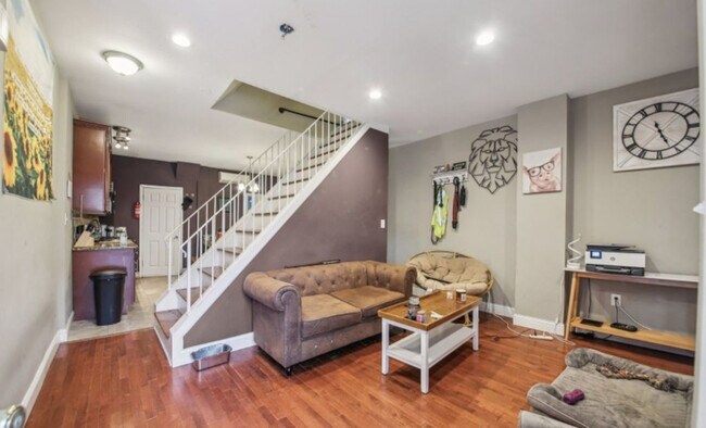 Foto del edificio - 126 Highland Ave