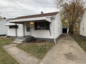 Building Photo - 13155 Sidonie Ave