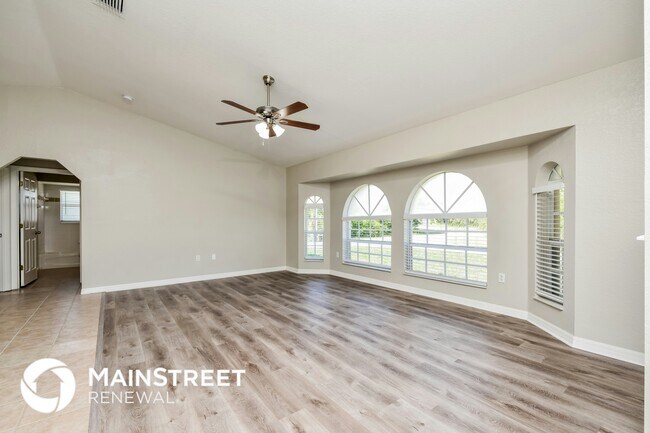 Building Photo - 2810 Beloit Terrace