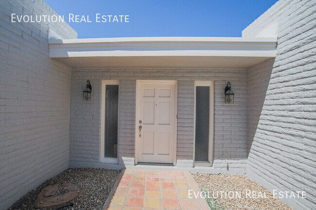 Foto del edificio - 2110 S Shannon Dr