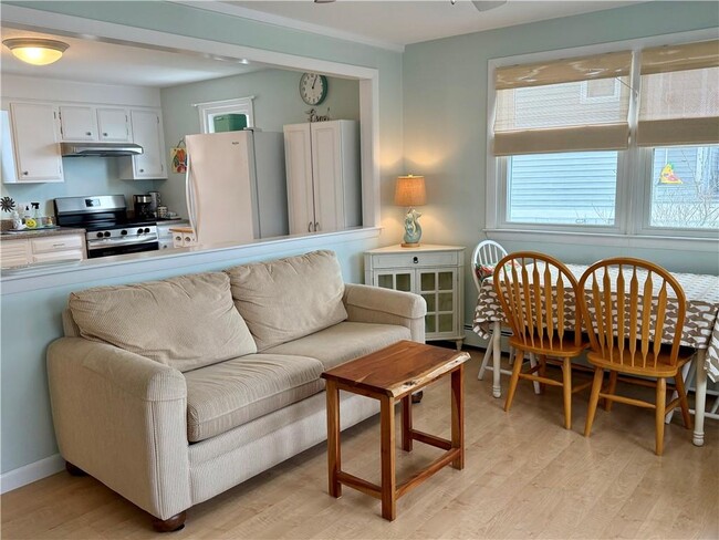 Building Photo - 7 Salt Pond Way