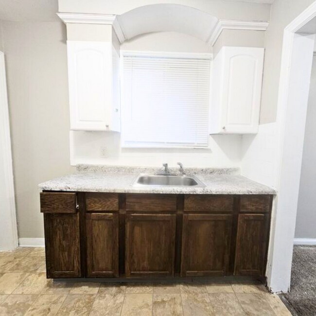 Foto del edificio - 10803 Roxbury St