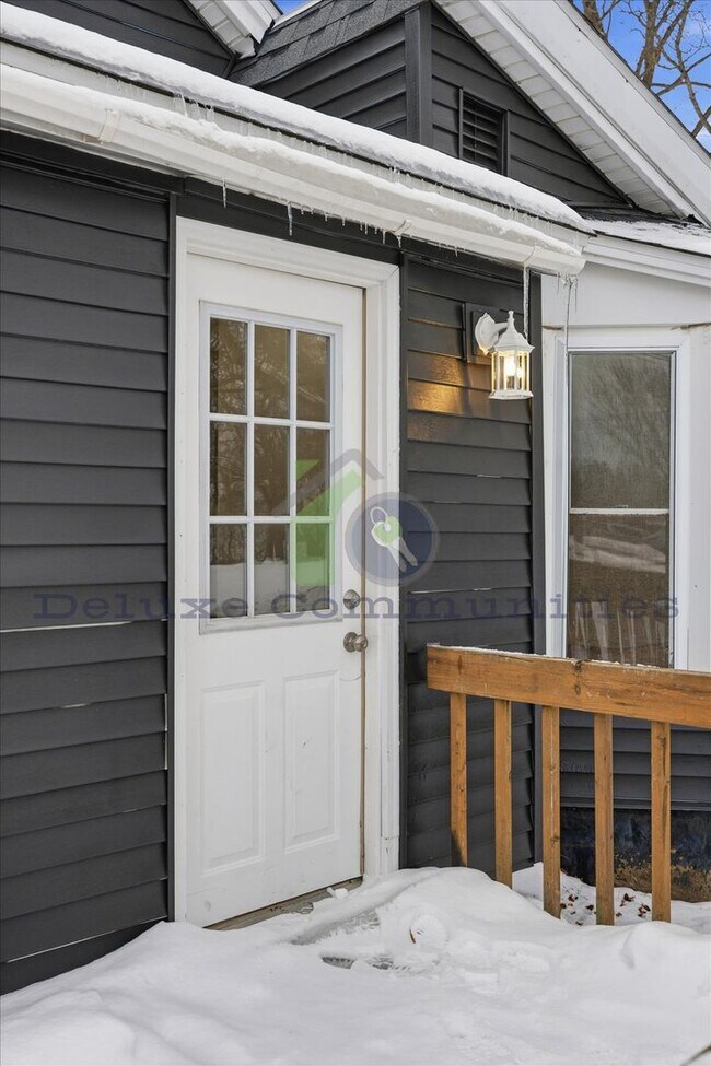 Foto del edificio - Stunning Fully Remodeled 3 Bed Home on a Huge Lot in Coopersville