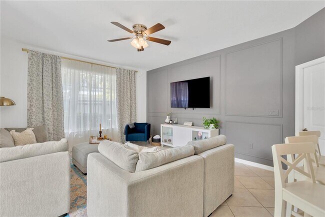 Building Photo - 8307 Manor Club Cir