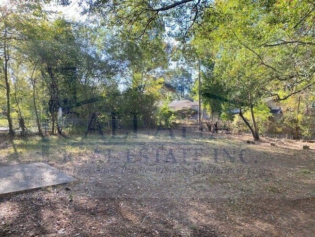 Building Photo - Sherwood Home Off Pinto Trail