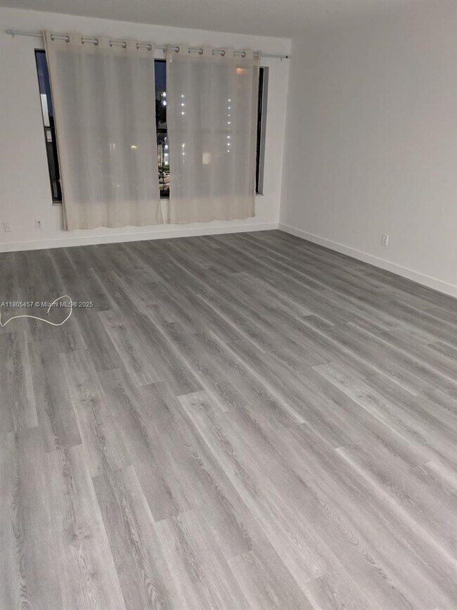 Foto del edificio - 2309 S Cypress Bend Dr