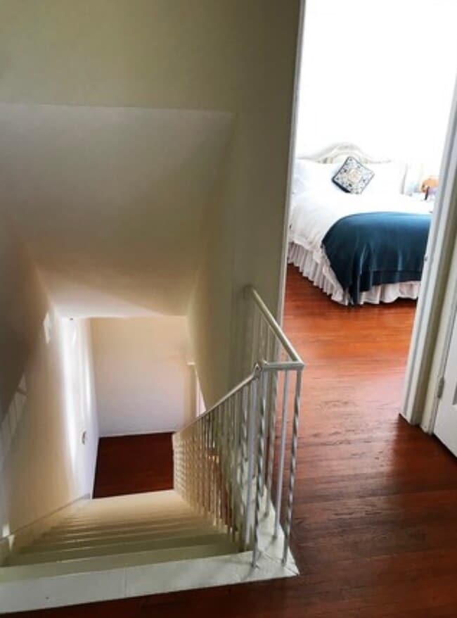 Building Photo - 5905 W 8th St