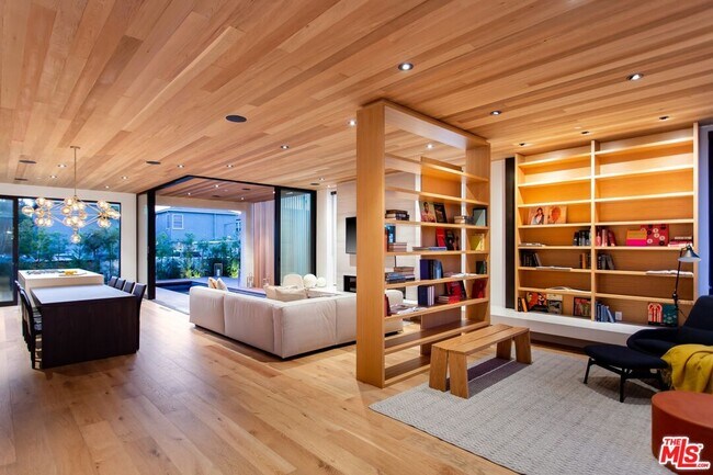 Foto del edificio - 2919 Sanborn Ave