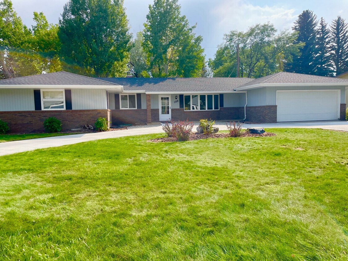 1108 Stampede Ave, Cody, WY 82414 House Rental in Cody, WY