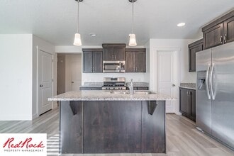 Building Photo - 3806 Nova Ct