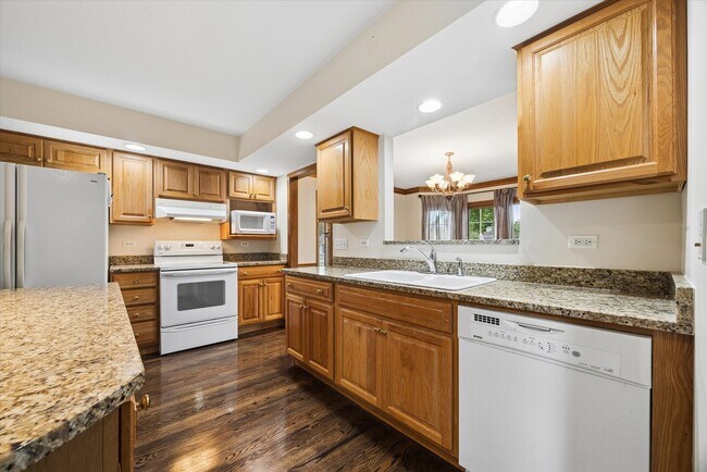 Foto del edificio - 5711 Fox Gate Ln