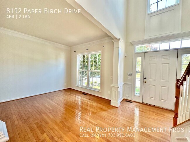 Building Photo - 4 BED 2.5 BATH HOME SOUGHT-AFTER LAUREL HI...