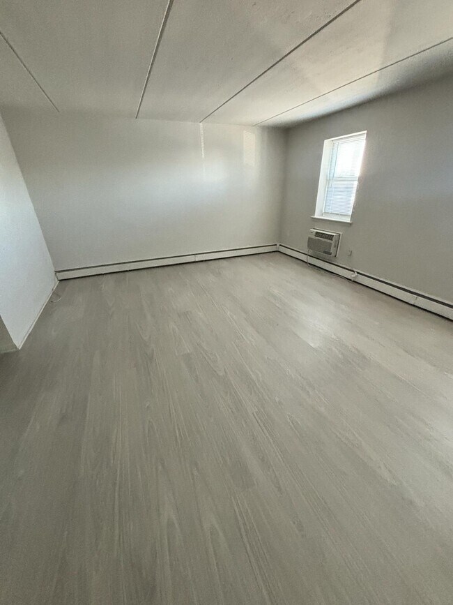 Glenmore Place Apartments Apartments in Clifton Heights, PA