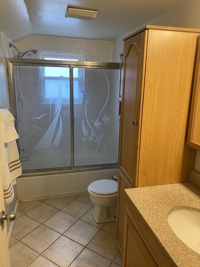 Foto del edificio - 7606 Seven Mile Ln