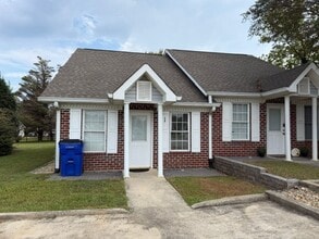 Building Photo - 220 Life Bridges Ln SW