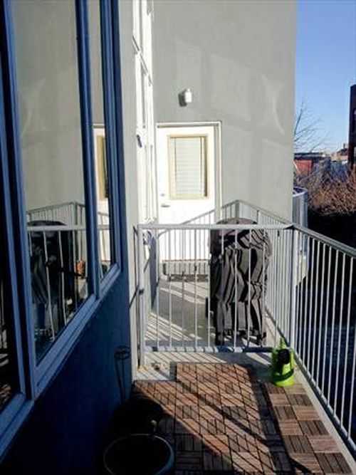 Foto del edificio - 796 Dekalb Ave