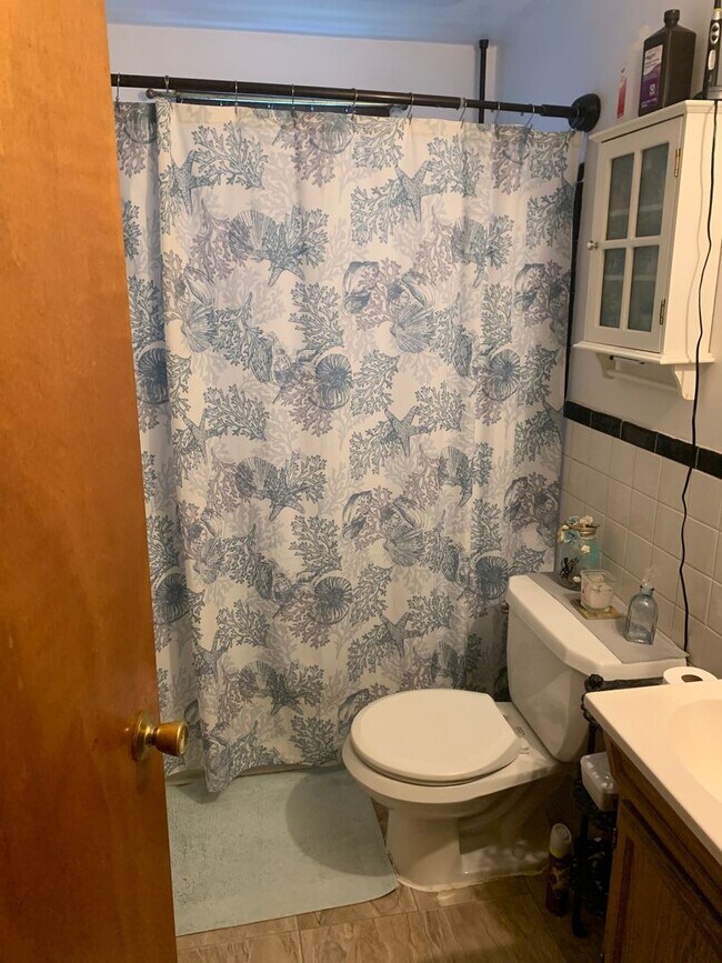 277 Main St Unit 302C, Northampton, MA 01060 Room for Rent in