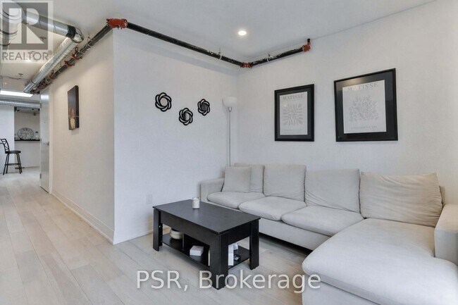 Photo du bâtiment - 1171 Dundas St W