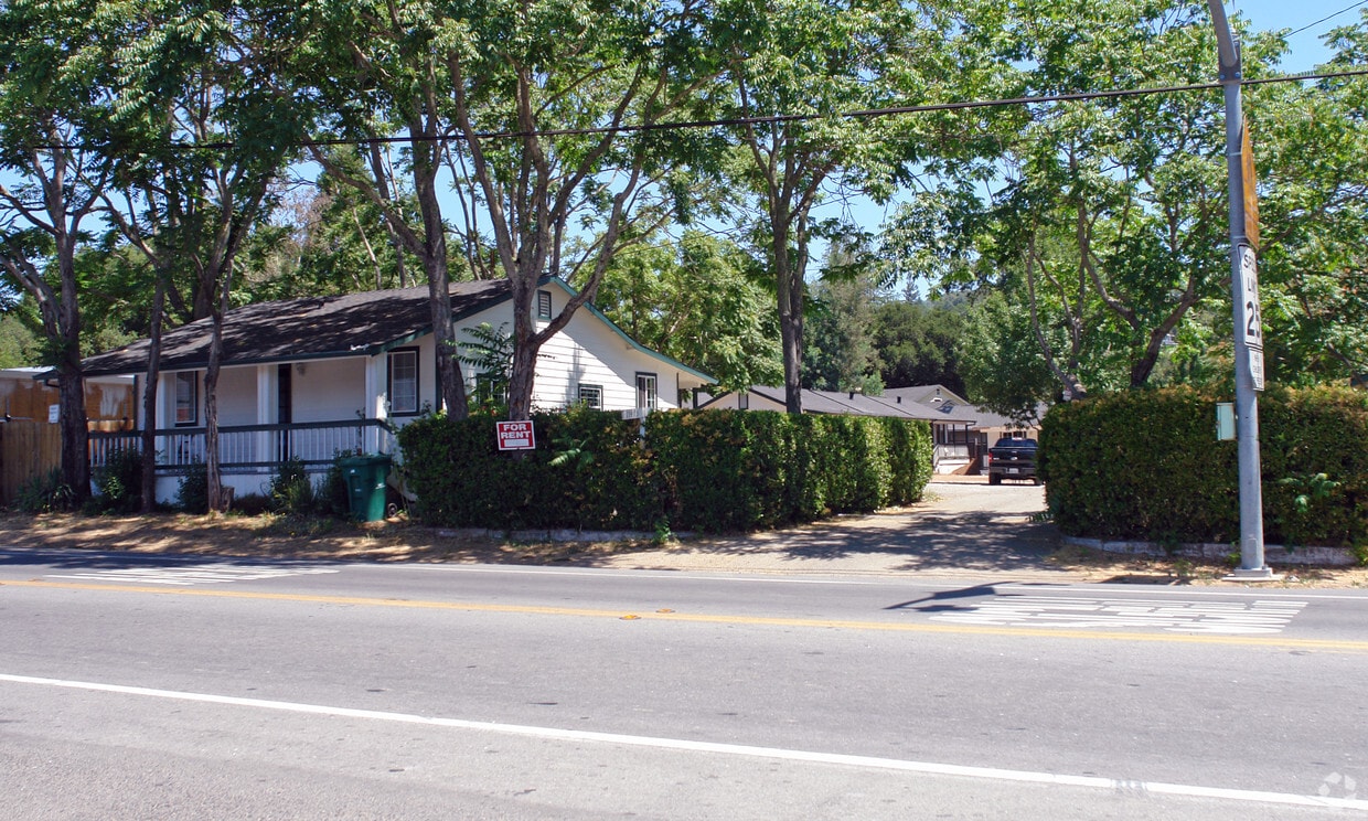Building Photo - 17475 Sonoma Hwy