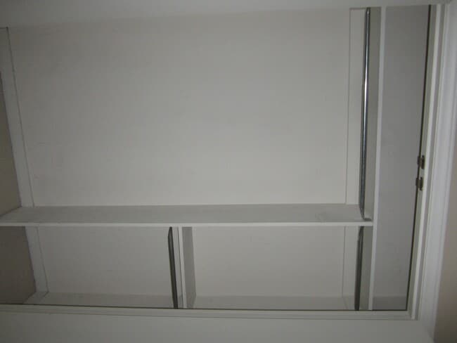 Building Photo - Perfect 2 bed 2.5 bath Lindley Park area T...
