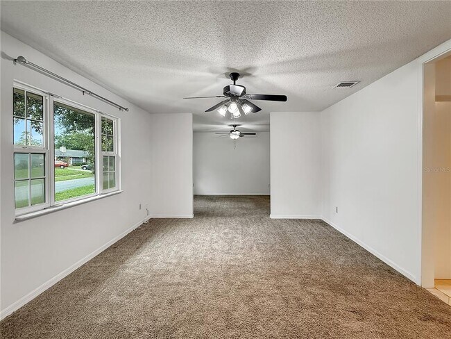 Foto del edificio - 7308 Wethersfield Dr