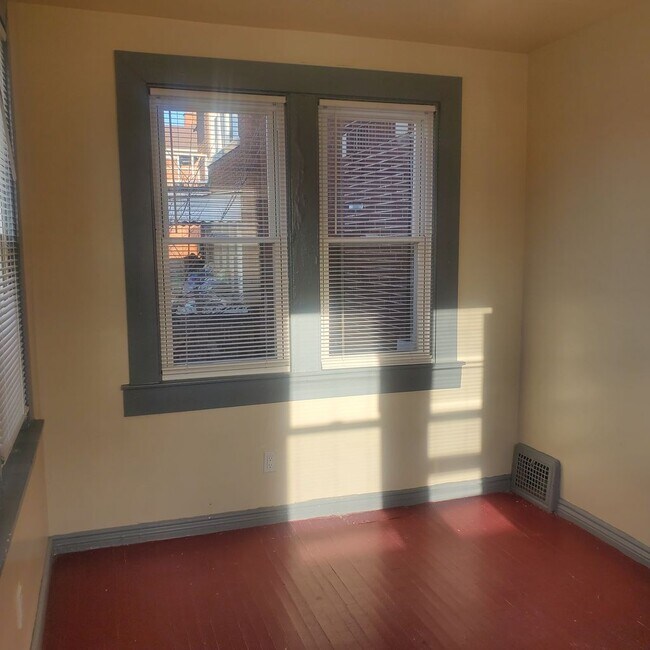 Building Photo - 8546 Ironwood St