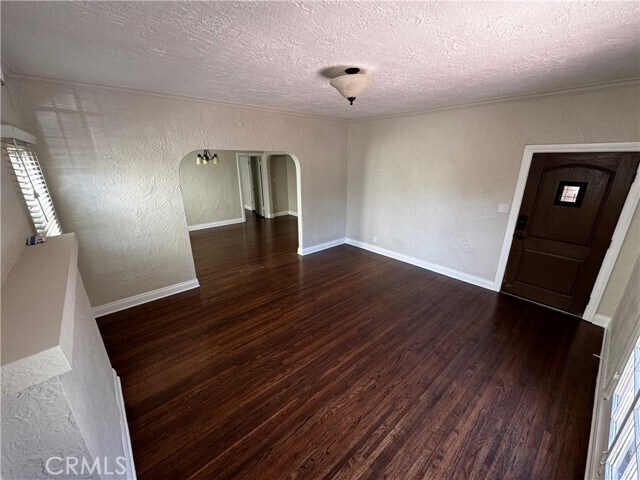 Foto del edificio - 336 N Stanley Ave