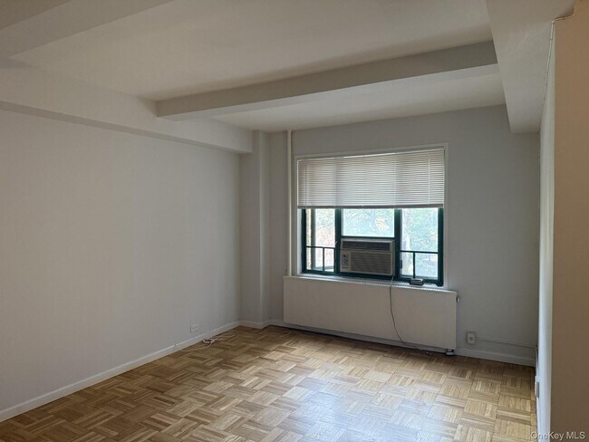 Building Photo - 1505 Archer Rd