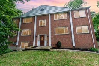 Building Photo - 3525 Linwood Ave