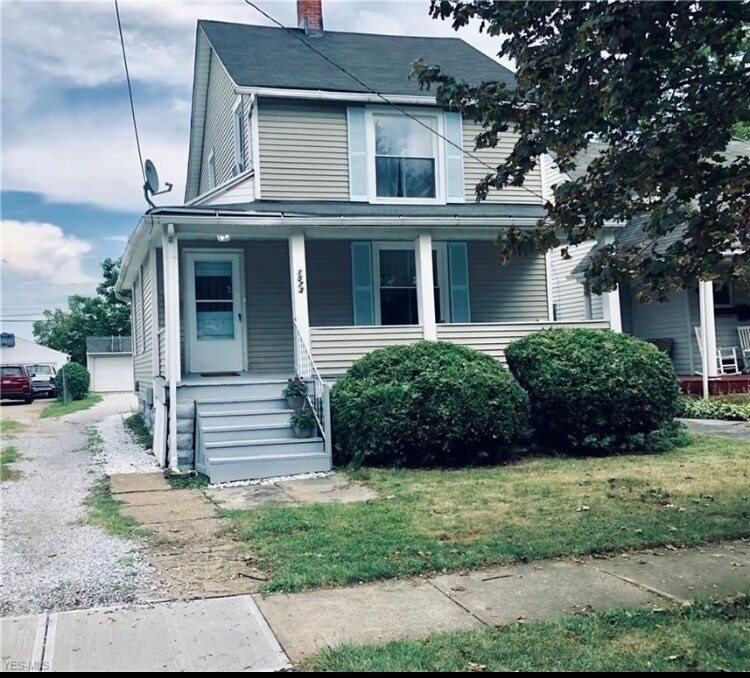 Front of the house - 1573 Coutant Ave