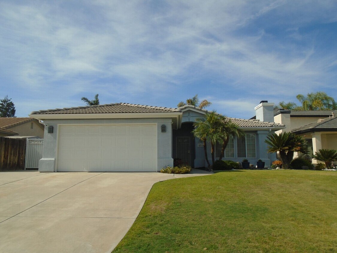 10314 Iroquois Ln, Bakersfield, CA 93312 House Rental in Bakersfield