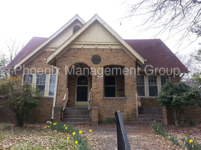 Primary Photo - 525 N Highland Ave