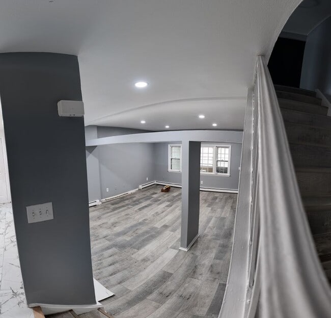 Foto del edificio - 317 Mill Rock Rd