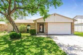 Building Photo - 6932 Sandstone Ct