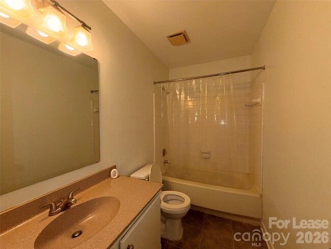 Building Photo - 3147 Heathstead Place