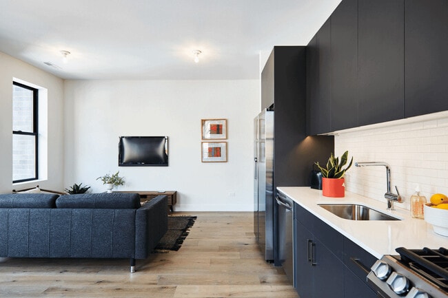 Building Photo - 1847 N Humboldt Blvd