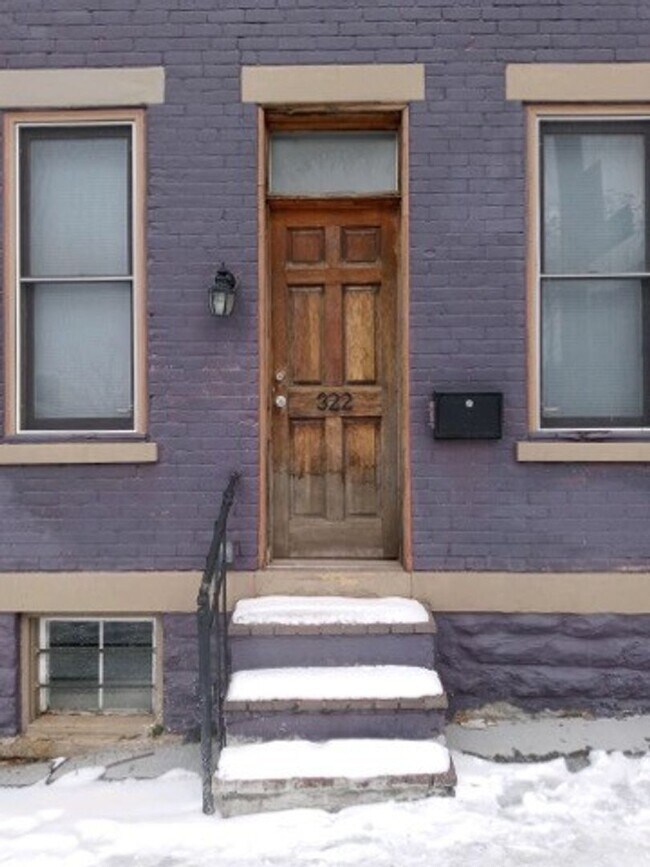 Foto del edificio - Renovated 1 BD +home office/child's room House with Upgrades