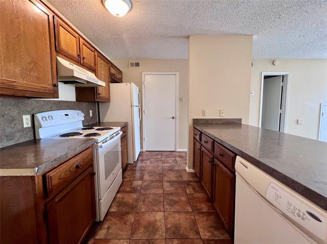 Foto del edificio - 816 Redbud Dr