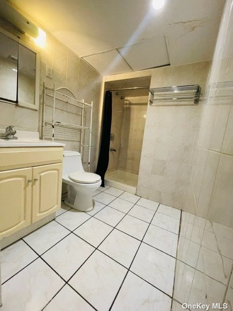 Foto del edificio - 80-31 188th St