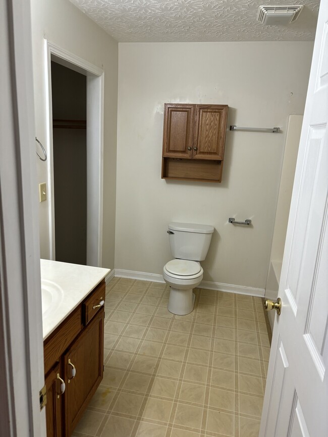 100 Sandstone St - House Rental in Brownsville, KY | Apartments.com